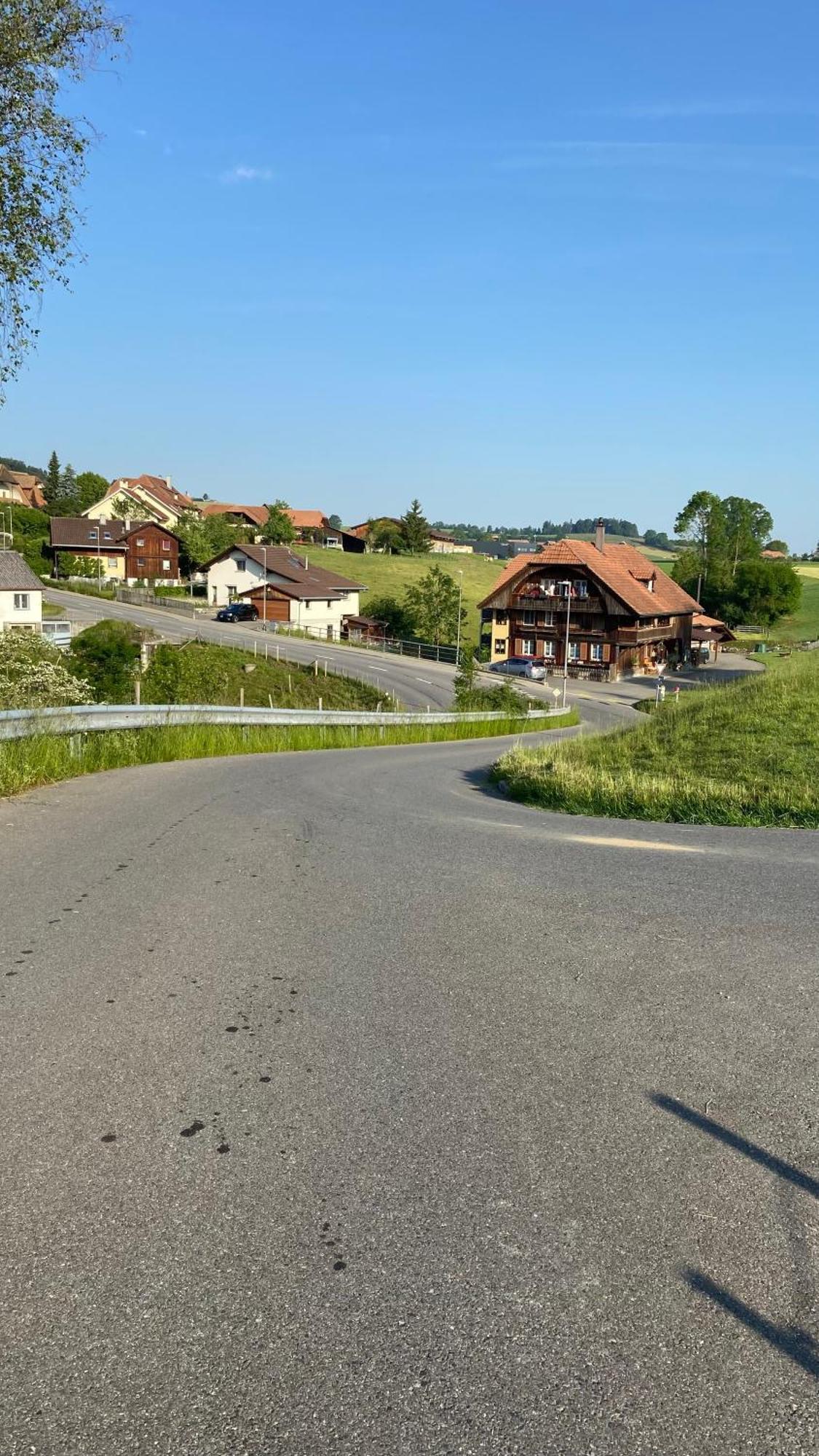 Naturnahe Familienwohnung Ruschegg Exteriör bild